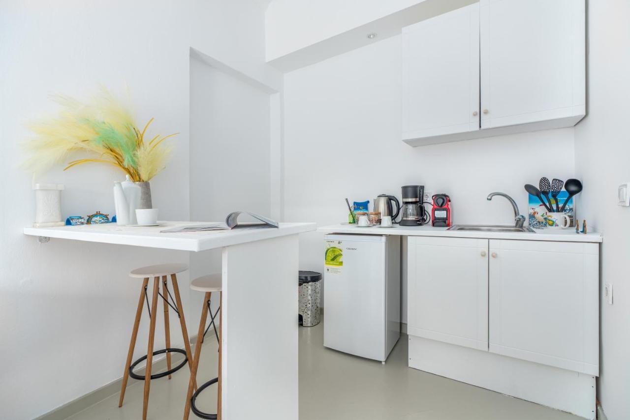 Dimelal Mykonos Town Apartments Bagian luar foto